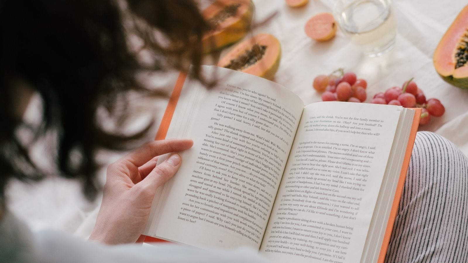 Reading Books - 5 Daily Healthy Habits You Should Know Reading Books - 5 Daily Healthy Habits You Should Know