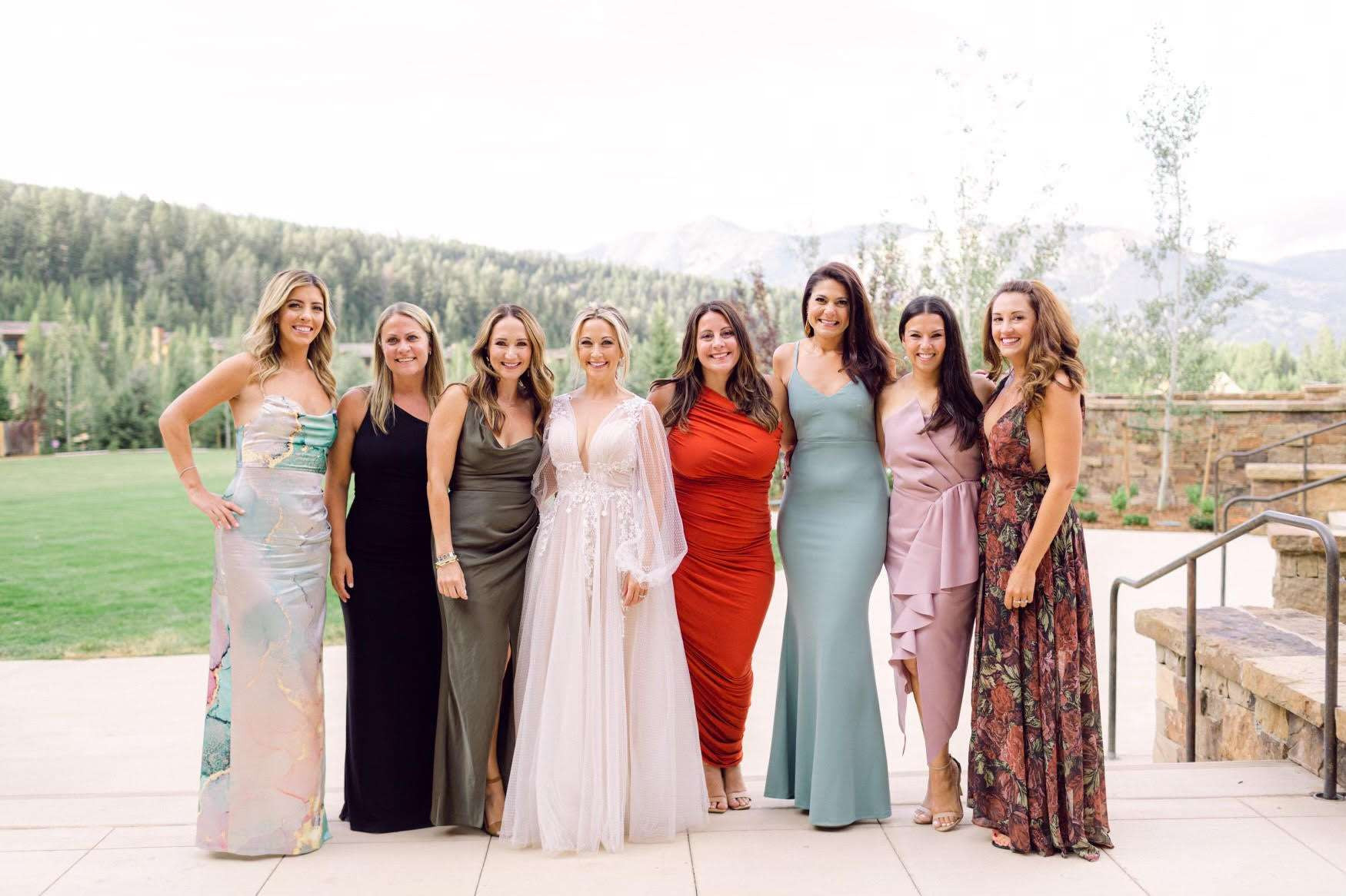 28 Wedding Outfits for Guests: A Comprehensive Guide to Dressing for the Occasion