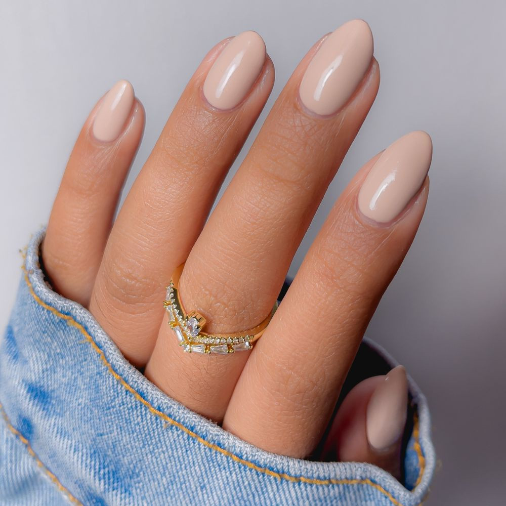 30+ Neutral Nail Colors: Elevate Your Manicure Game